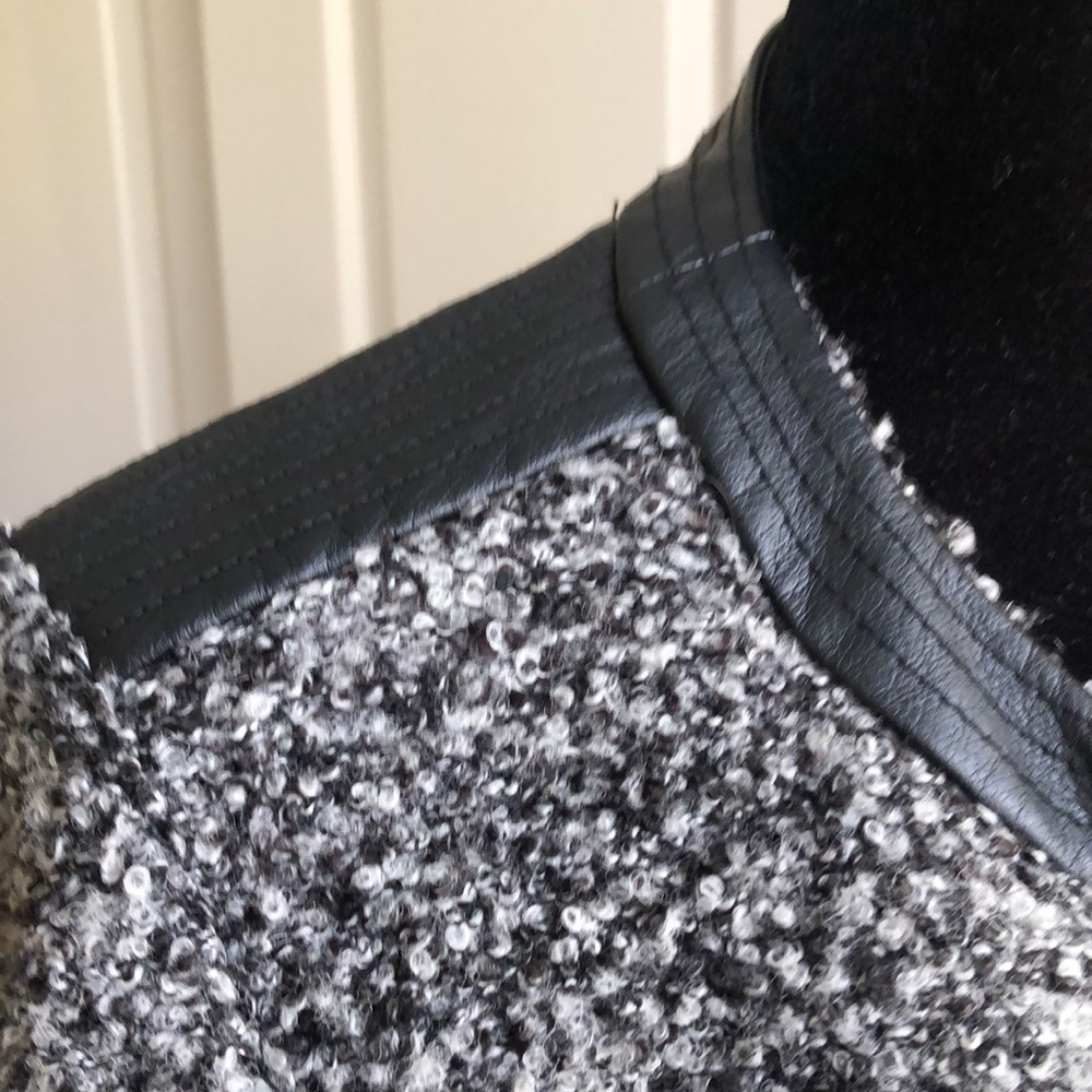 Jacket - Picture 6 of 6